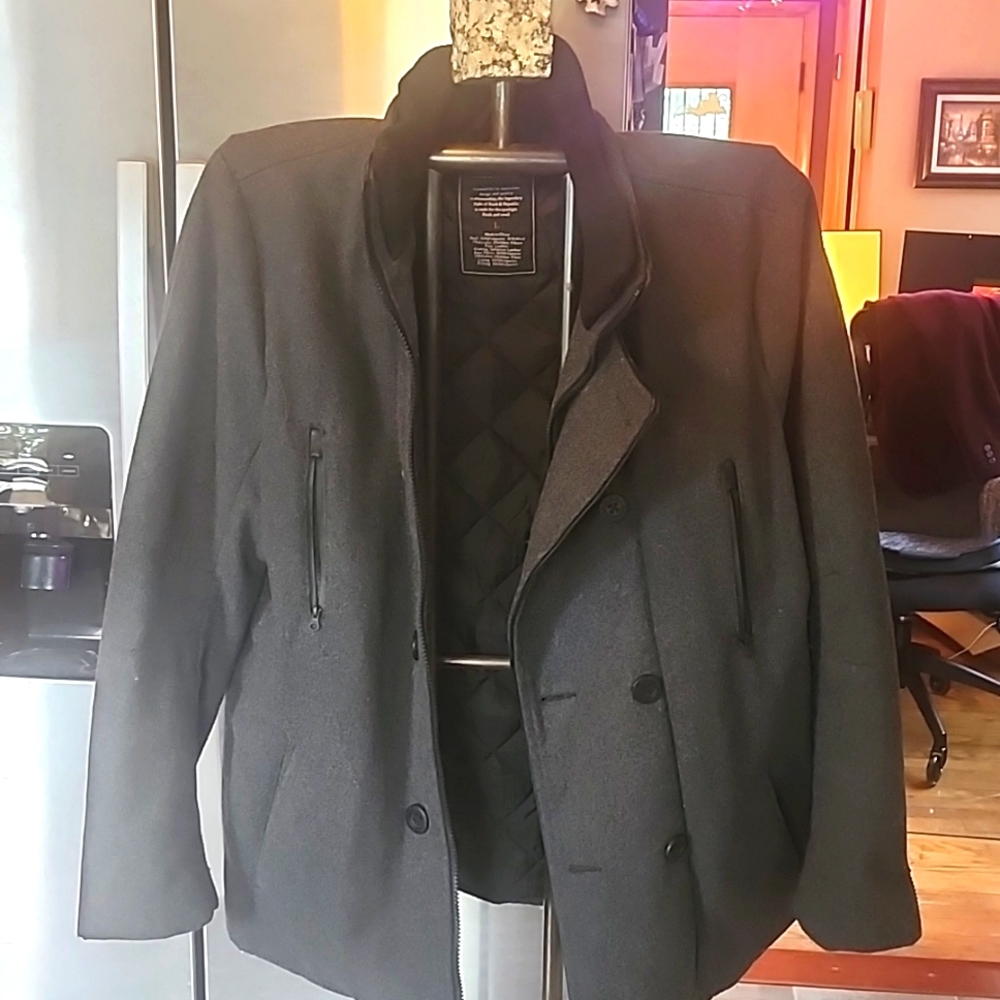 Men's Rock & Republic pea coat, Large